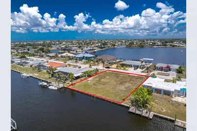 275 Stebbins Terrace SE, Port Charlotte, FL 33952 - Photo 4