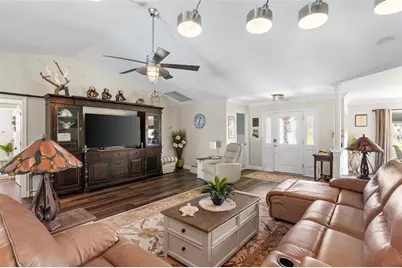 425 Corrientes Circle, Punta Gorda, FL 33983 - Photo 8