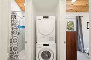 233 N New York Ave, Englewood, FL 34223 - Photo 18