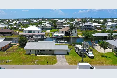 24239 Yacht Club Boulevard, Punta Gorda, FL 33955 - Photo 6