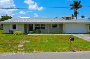 24239 Yacht Club Blvd, Punta Gorda, FL 33955 - Photo 2