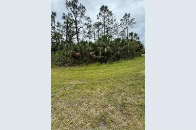 12071 Wadsworth Avenue, Port Charlotte, FL 33981 - Photo 4