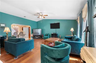 1041 S Salford Blvd, North Port, FL 34287 - Photo 8