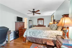 1041 S Salford Blvd, North Port, FL 34287 - Photo 18