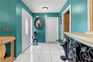 1041 S Salford Blvd, North Port, FL 34287 - Photo 6