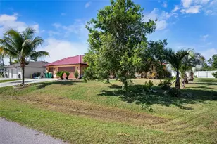 13449 Hopewell Ave, Port Charlotte, FL 33981 - Photo 12