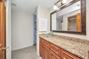 18566 Arapahoe Cir, Port Charlotte, FL 33948 - Photo 34