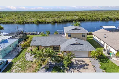 18566 Arapahoe Circle, Port Charlotte, FL 33948 - Photo 4