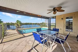 18566 Arapahoe Cir, Port Charlotte, FL 33948 - Photo 36