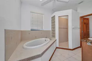 18566 Arapahoe Cir, Port Charlotte, FL 33948 - Photo 26