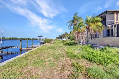 18566 Arapahoe Circle, Port Charlotte, FL 33948 - Photo 46