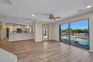 18566 Arapahoe Cir, Port Charlotte, FL 33948 - Photo 14