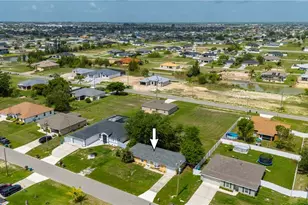 1006 NE 2nd Ave, Cape Coral, FL 33909 - Photo 2