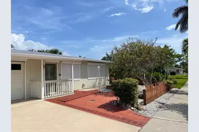 617 W Olympia Avenue, Punta Gorda, FL 33950 - Photo 2