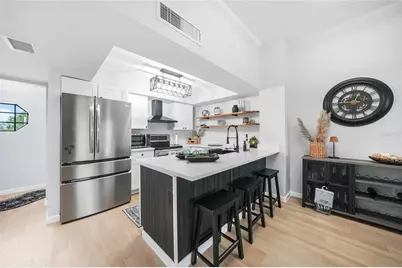 1375 Saxony Circle #124, Punta Gorda, FL 33983 - Photo 4