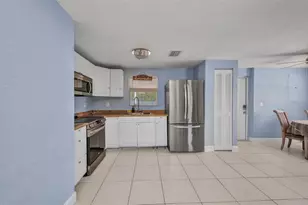 25082 Harbor View Rd, Punta Gorda, FL 33980 - Photo 10