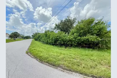 6057 Bowie Lane, Englewood, FL 34224 - Photo 4