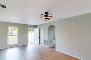 2513 Ambrose Ln, Port Charlotte, FL 33952 - Photo 18