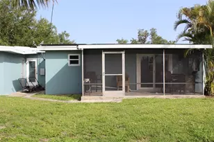 2513 Ambrose Ln, Port Charlotte, FL 33952 - Photo 2