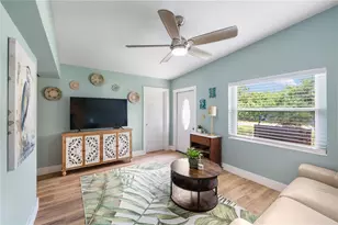 1027 Coral Ridge Dr, Punta Gorda, FL 33950 - Photo 4