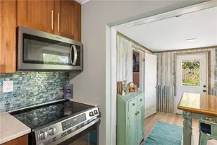 1027 Coral Ridge Dr, Punta Gorda, FL 33950 - Photo 10