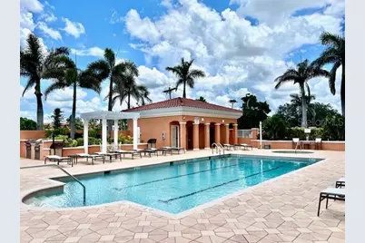 3191 Matecumbe Key Road #206, Punta Gorda, FL 33955 - Photo 4