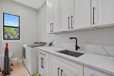 14166 Fort Worth Circle, Port Charlotte, FL 33981 - Photo 32