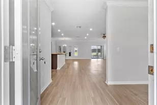 17200 Gulfspray Cir, Port Charlotte, FL 33948 - Photo 8