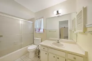 475 Whippoorwill Dr, Venice, FL 34293 - Photo 14