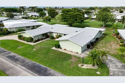 5585 Pendlewood Lane, Fort Myers, FL 33919 - Photo 2