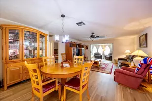 5585 Pendlewood Ln, Fort Myers, FL 33919 - Photo 10