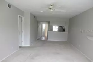 429 Cerromar Ln, Venice, FL 34293 - Photo 4