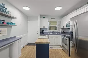 915 Beach Rd, Siesta Key, FL 34242 - Photo 4