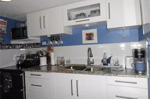 4022 Beaver Ln, Port Charlotte, FL 33952 - Photo 2