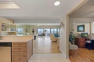 1601 Park Beach Cir, Punta Gorda, FL 33950 - Photo 6