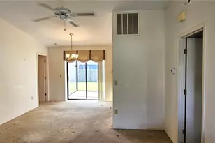 708 Azure Rd, Venice, FL 34293 - Photo 4