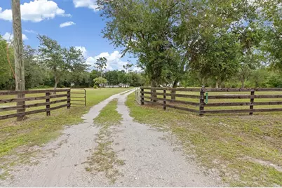 1326 NW Eucalyptus Avenue, Arcadia, FL 34266 - Photo 2