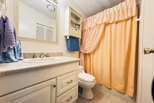 722 Riverview Cir, North Port, FL 34287 - Photo 10