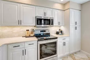 2060 Matecumbe Key Rd, Punta Gorda, FL 33955 - Photo 14