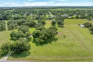 1133 Crescent Ave, Labelle, FL 33935 - Photo 2