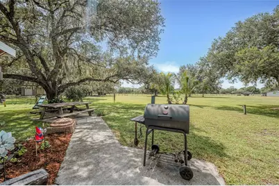 1133 Crescent Avenue, Labelle, FL 33935 - Photo 38