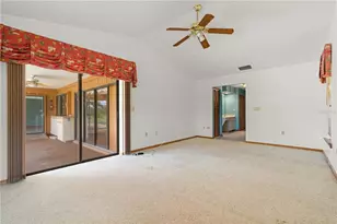 12313 SW Kingsway Cir, Lake Suzy, FL 34269 - Photo 40