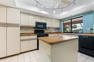 12313 SW Kingsway Cir, Lake Suzy, FL 34269 - Photo 28