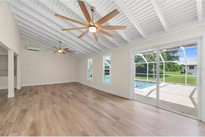 542 Lakehurst Avenue NW, Port Charlotte, FL 33952 - Photo 18