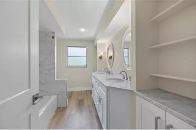 542 Lakehurst Avenue NW, Port Charlotte, FL 33952 - Photo 36