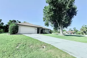 169 Chatham St NW, Port Charlotte, FL 33952 - Photo 8