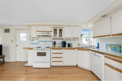 7331 Hedwig Court, Port Charlotte, FL 33981 - Photo 4