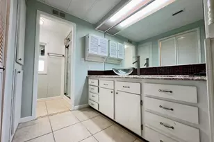 580 Fairmount Dr, North Port, FL 34287 - Photo 10