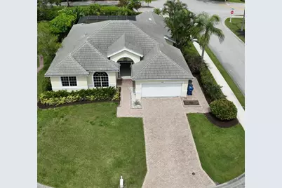 4146 Hearthstone Drive, Sarasota, FL 34238 - Photo 2