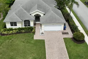 4146 Hearthstone Dr, Sarasota, FL 34238 - Photo 2
